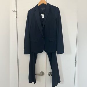 Ann Taylor Pant Suit 10 Navy NWT